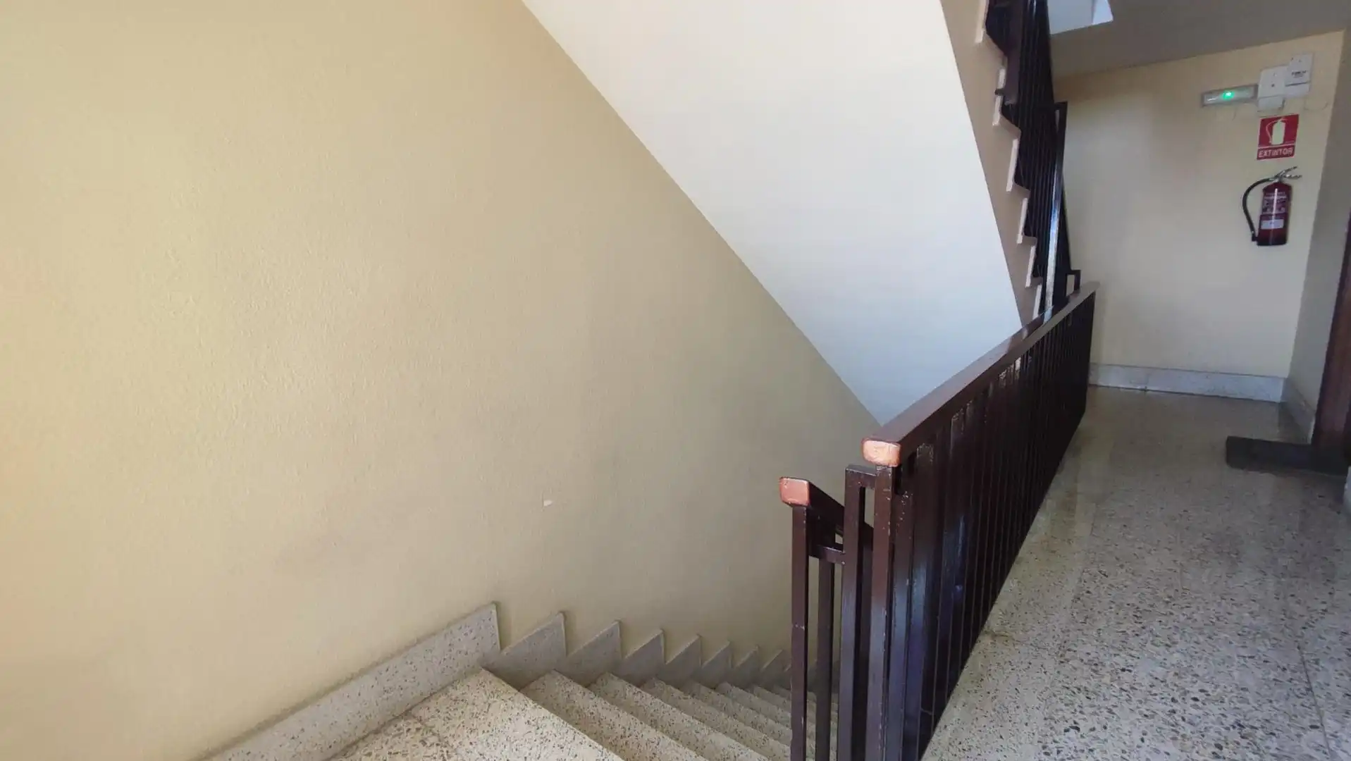 Flat for sale in Zaragoza  with Air Conditioner, Heating and Terrace