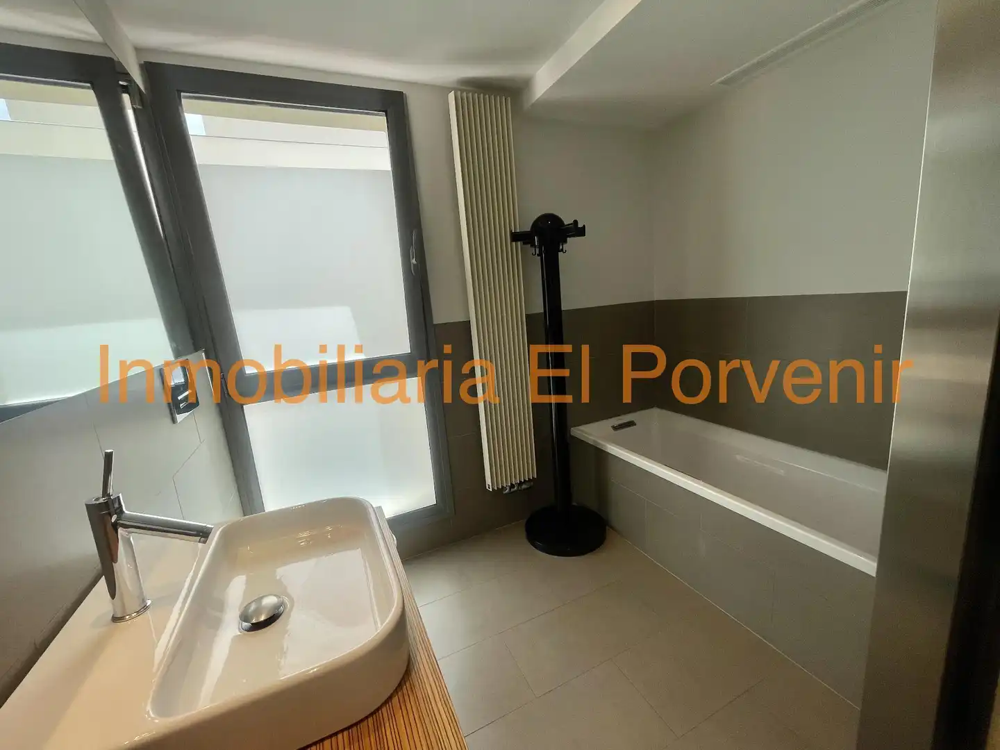 Baño de Casa o chalet en venta en Torrent con Aire acondicionado, Calefacción y Jardín privado