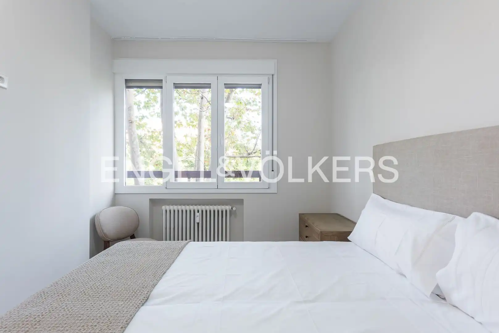 Habitación de Piso de alquiler en Madrid con Aire acondicionado, Calefacción y Amueblado