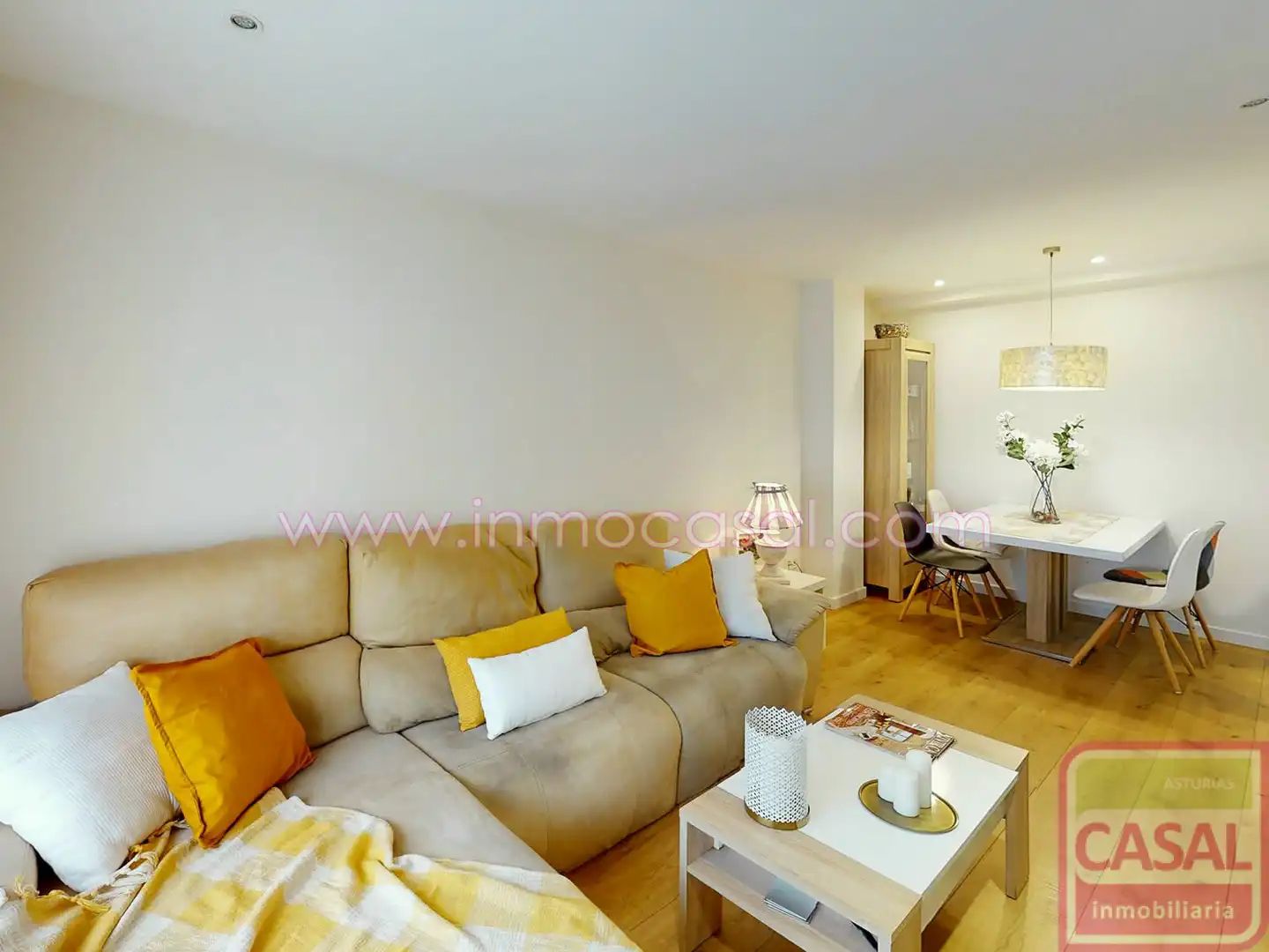 Sala de estar de Piso en venta en Gijón  con Calefacción y Trastero