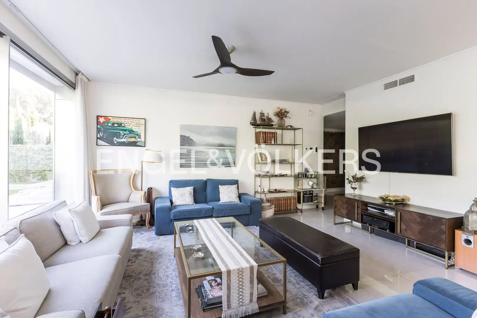 Sala de estar de Apartamento en venta en Pozuelo de Alarcón con Aire acondicionado, Calefacción y Jardín privado