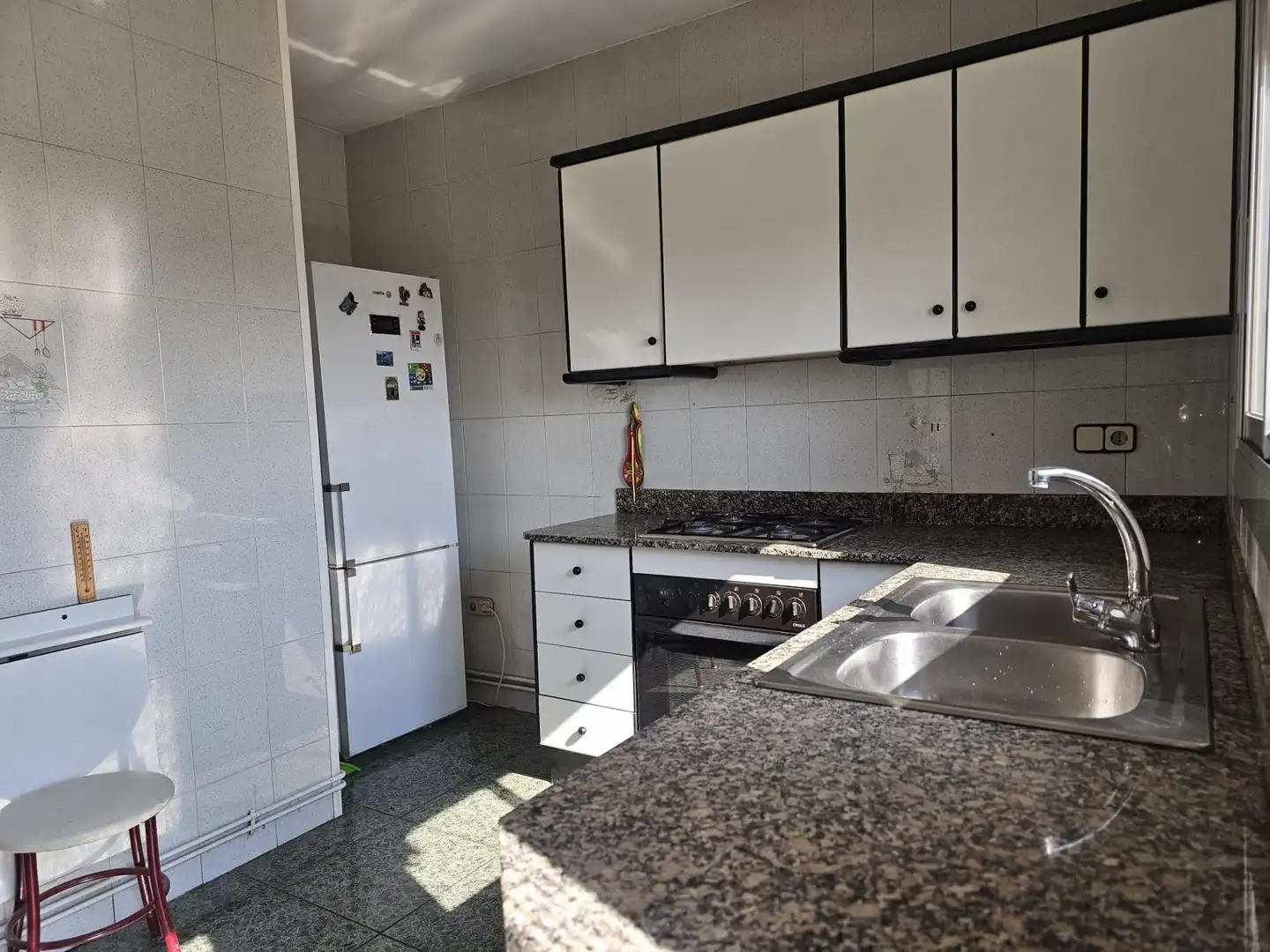 Cocina de Casa o chalet en venta en Esparreguera con Jardín privado, Terraza y Piscina