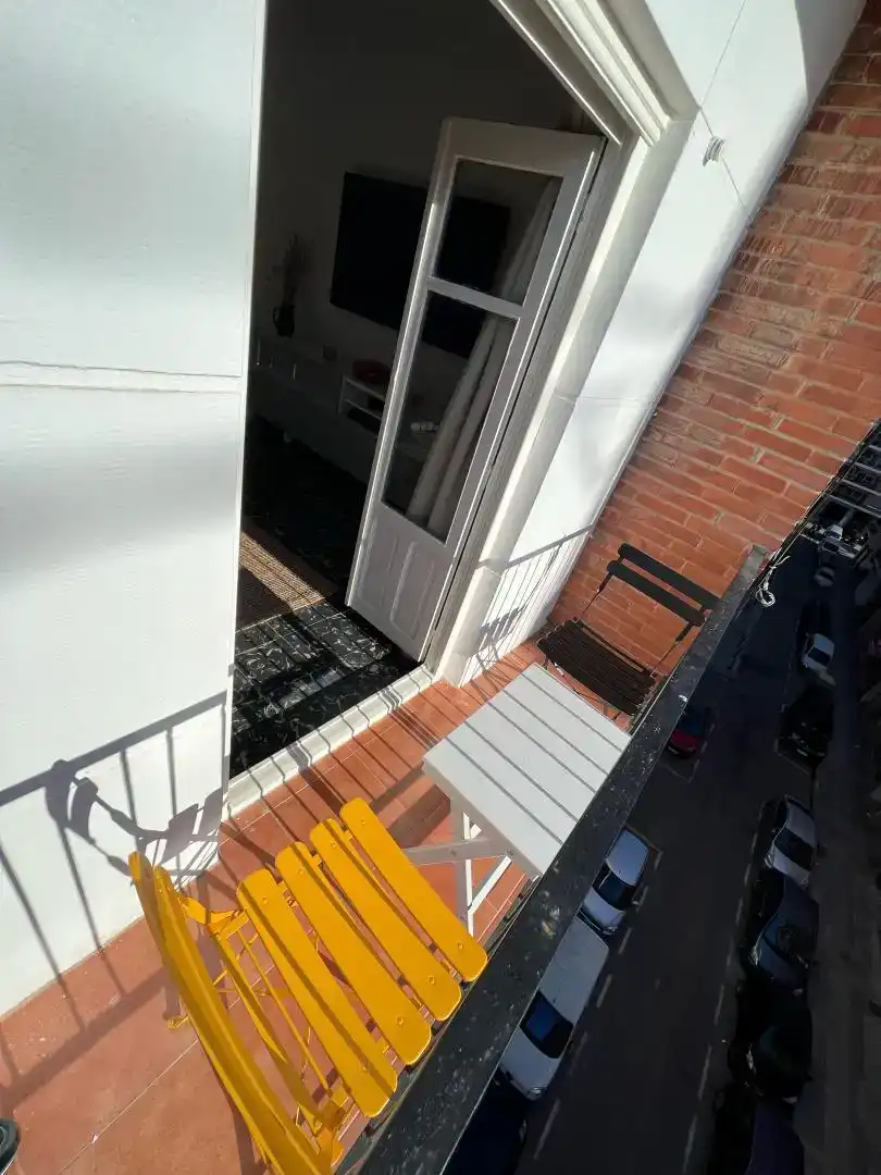 Terrassa de Apartament de lloguer en  Valencia Capital amb Aire condicionat i Balcó