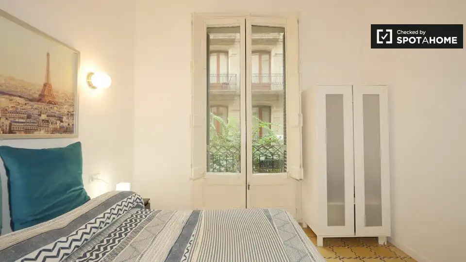 Flat for rent in El Raval