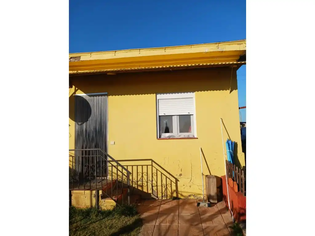 Vista exterior de Casa o xalet en venda en Villaquilambre