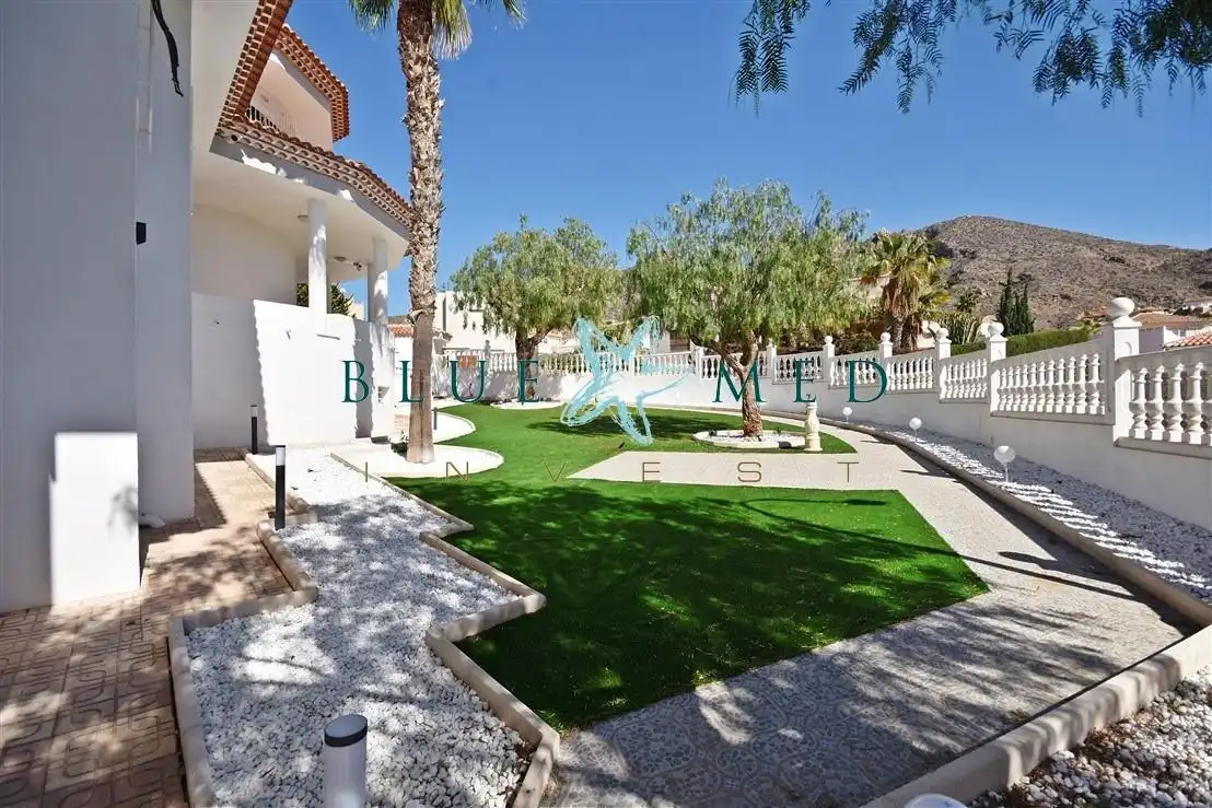 Jardí de Casa o xalet en venda en Mazarrón amb Calefacció, Jardí privat i Terrassa
