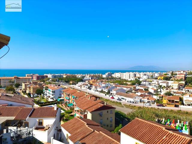 Casa adosada en Venta en Lo Cea