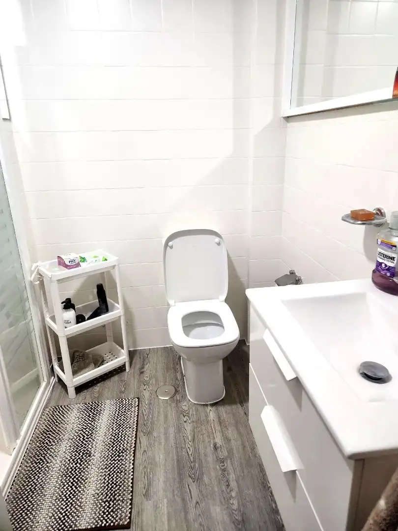 Baño de Piso en venta en Tomelloso con Aire acondicionado, Calefacción y Amueblado