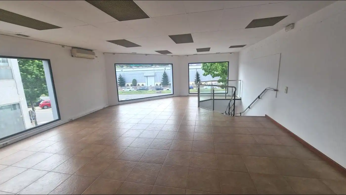 Local commercial à louer à Sant Celoni, imagen 7