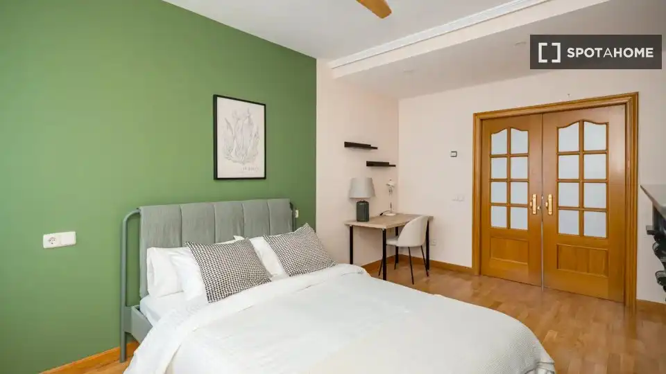 Habitación en Conde Orgaz - Piovera