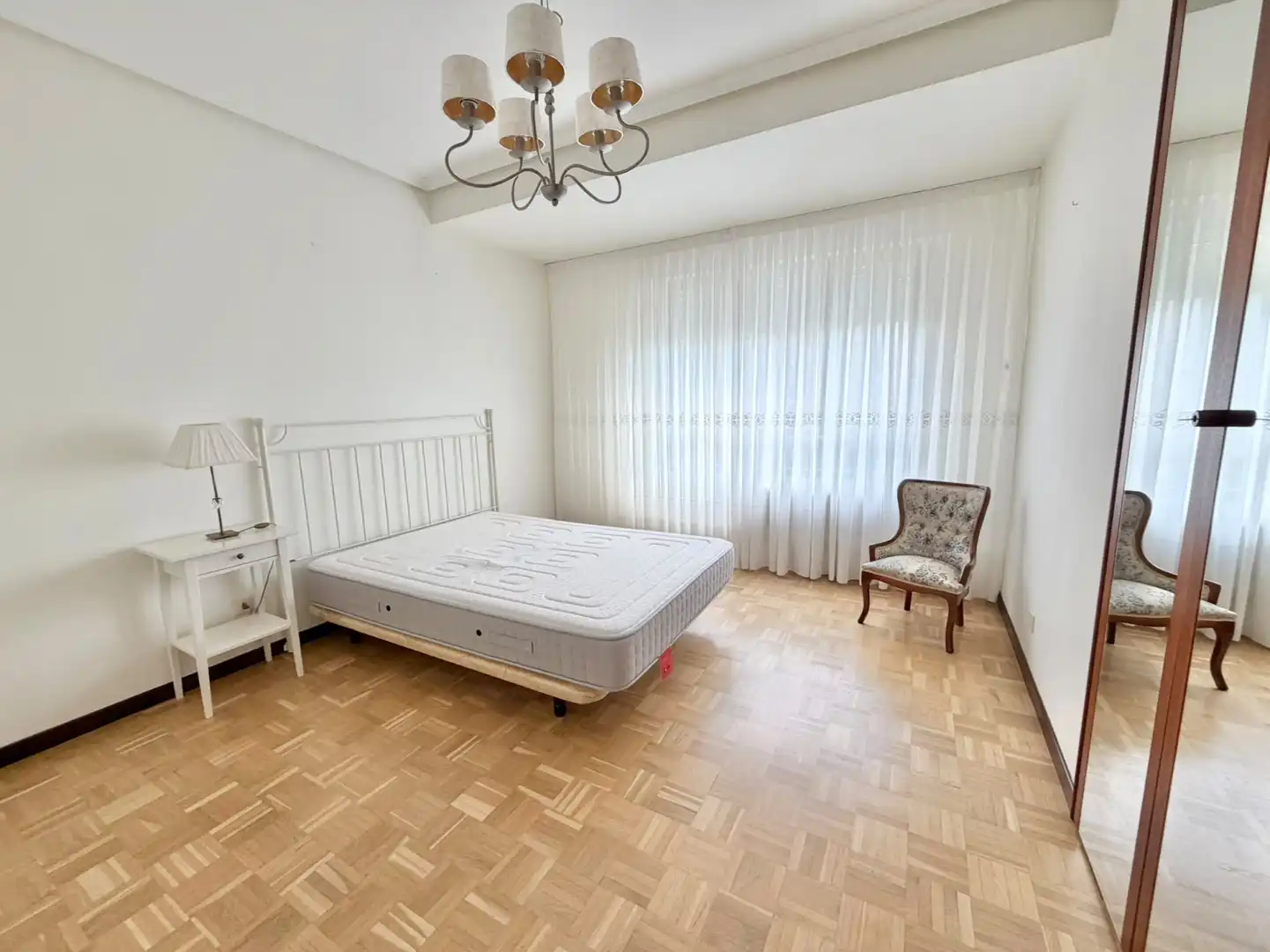 Bedroom of Flat for rent in  Logroño  with Heating, Terrace and Swimming Pool