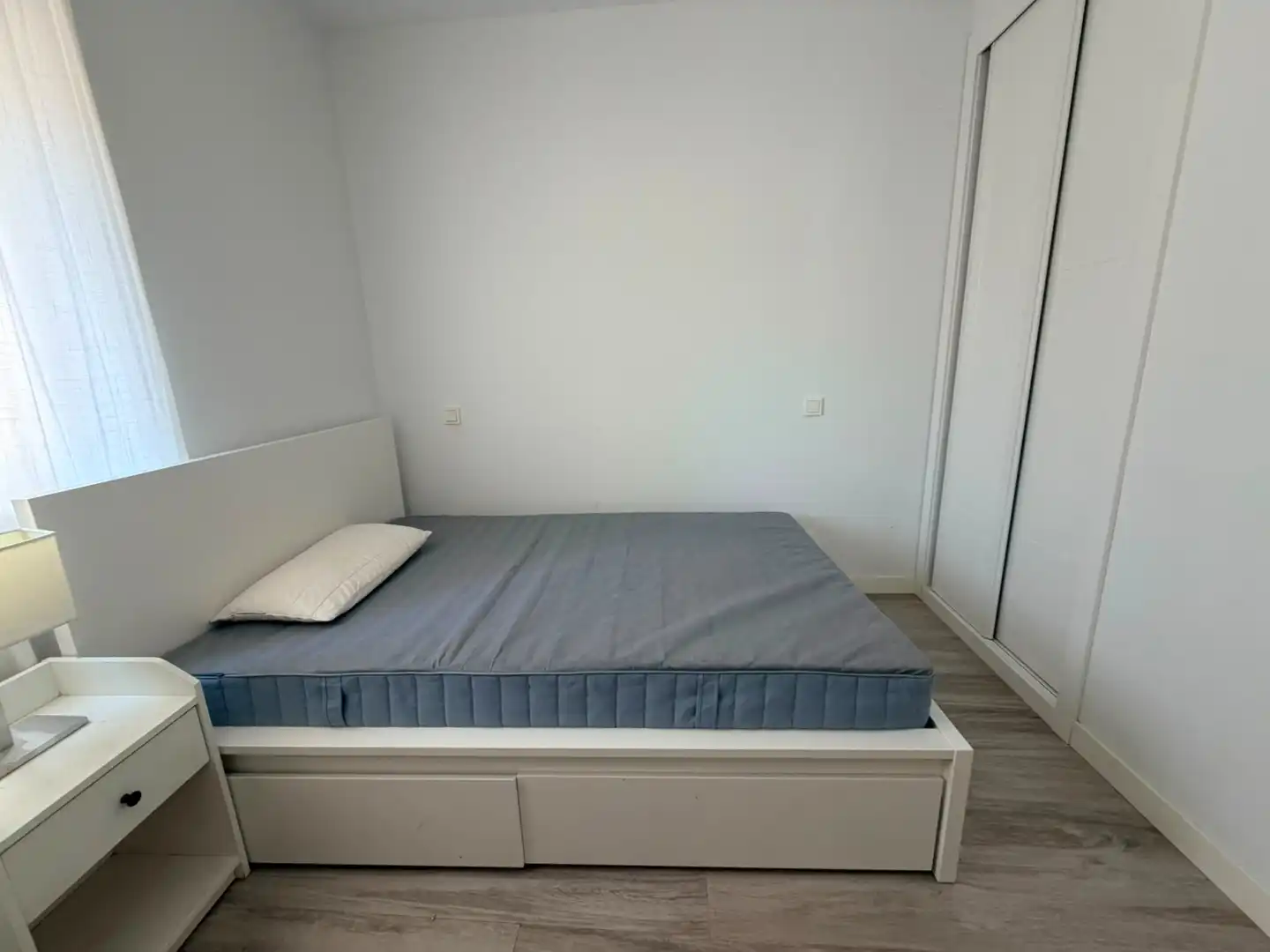 Bedroom of Flat for sale in Madrid  with Air Conditioner, Heating and Storage room