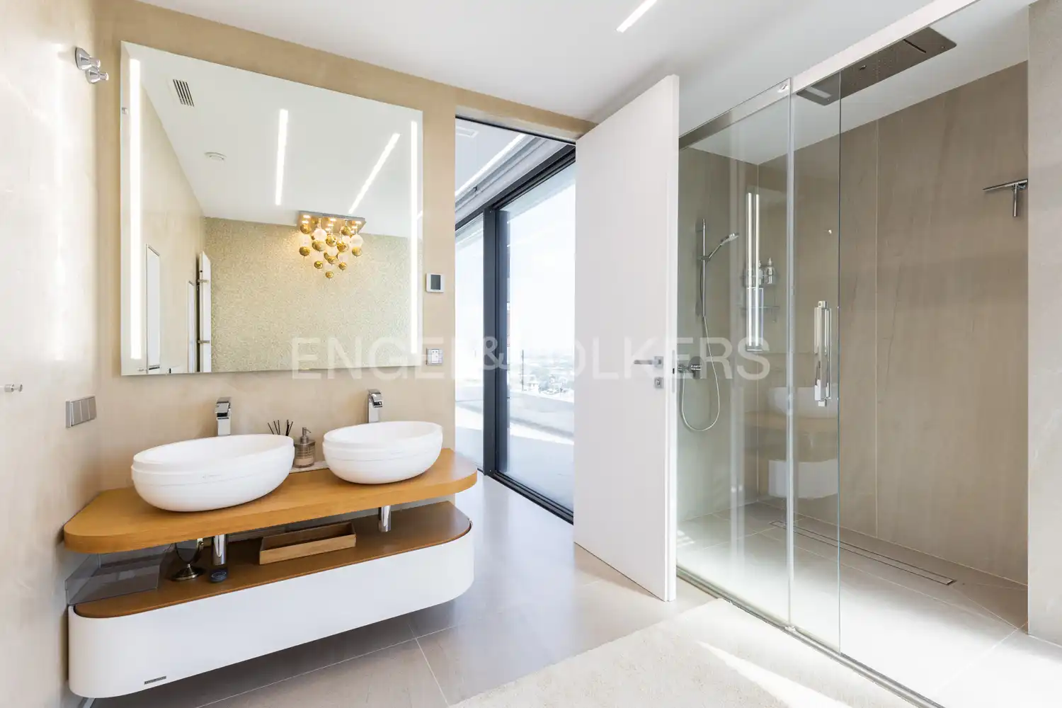 Badezimmer von Haus oder Chalet zur Miete in Dénia mit Klimaanlage, Heizung und Privatgarten