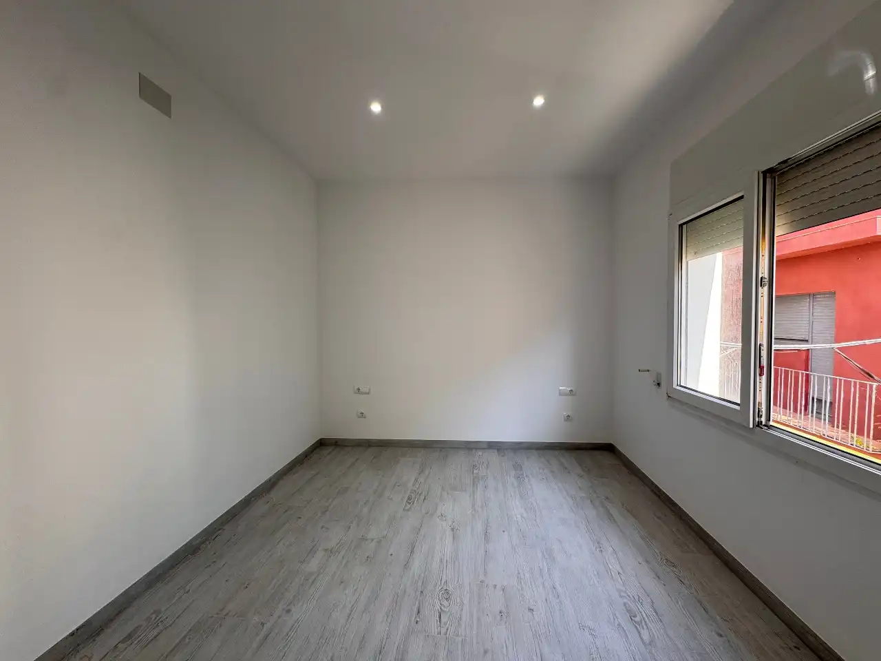 Bedroom of Flat for sale in Palamós  with Air Conditioner, Heating and Parquet flooring