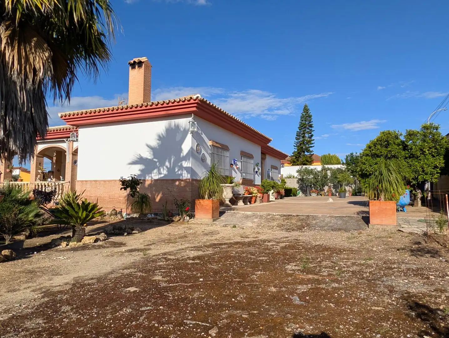 Chalet con piscina en venta en Sanlúcar la Mayor, imagen 6