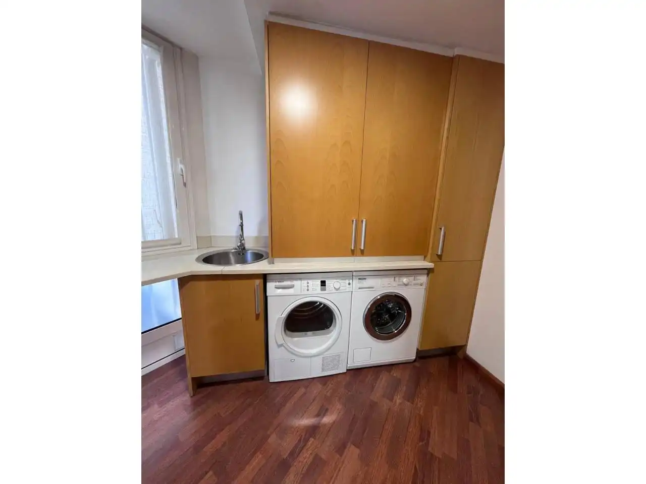Flat for rent in Travesia Carril, Eixample Nord