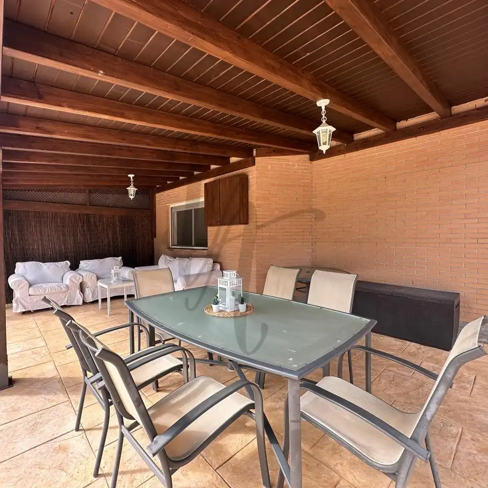 Casa aparellada amb piscina de lloguer a Calle San Martín, imagen 40