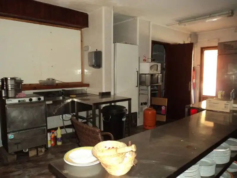 Local comercial en venda a Cala Blanca, imagen 9