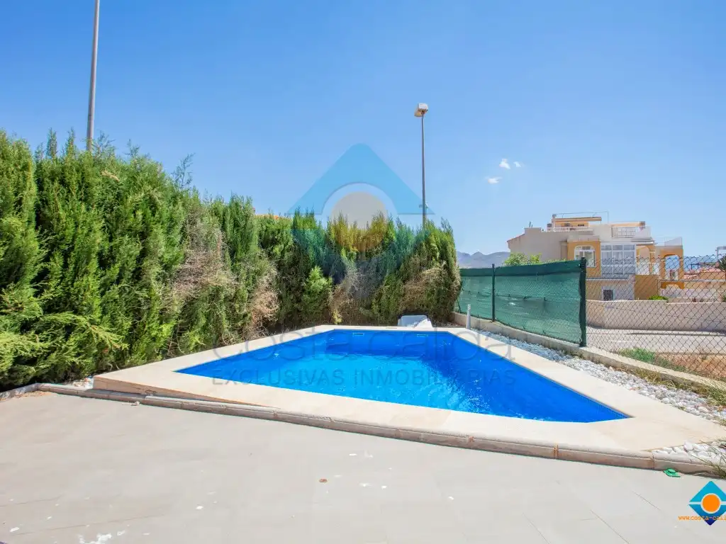 Schwimmbecken von Erdgeschoss zum Verkauf in Mazarrón mit Klimaanlage, Privatgarten und Terrasse