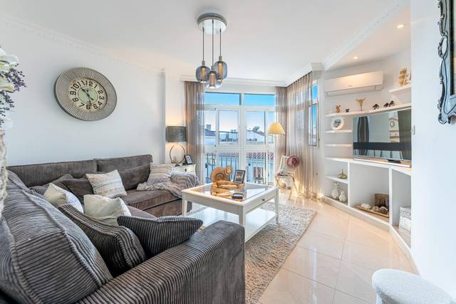 Apartamento en Alquiler en La Carihuela - Los Nidos