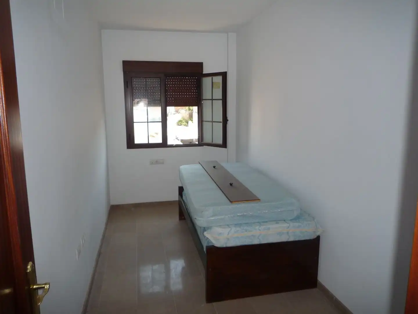Habitación de Ático en venta en Nueva Carteya con Aire acondicionado, Terraza y Trastero