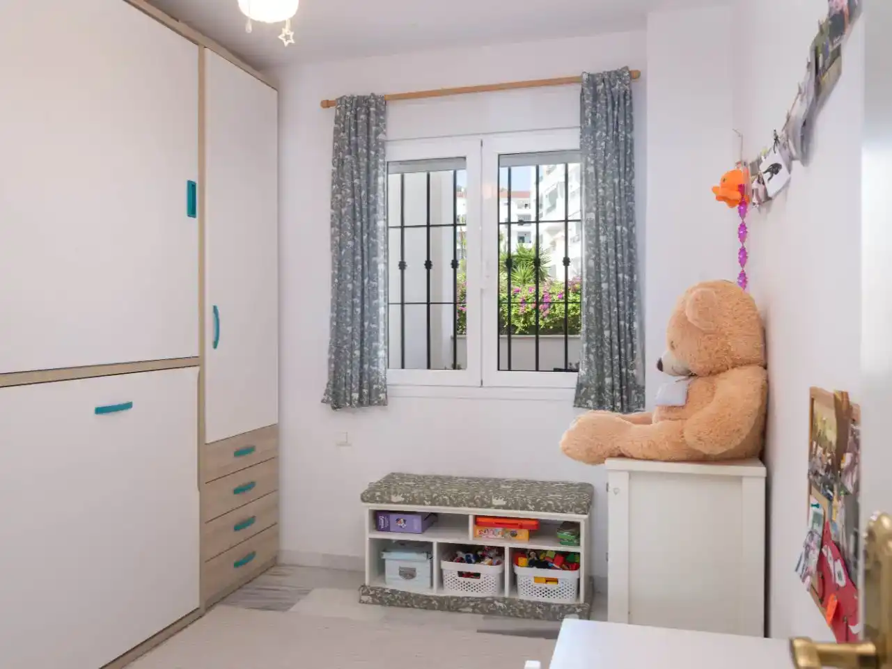 Bedroom of Flat for sale in Mijas  with Air Conditioner, Storage room and Swimming Pool