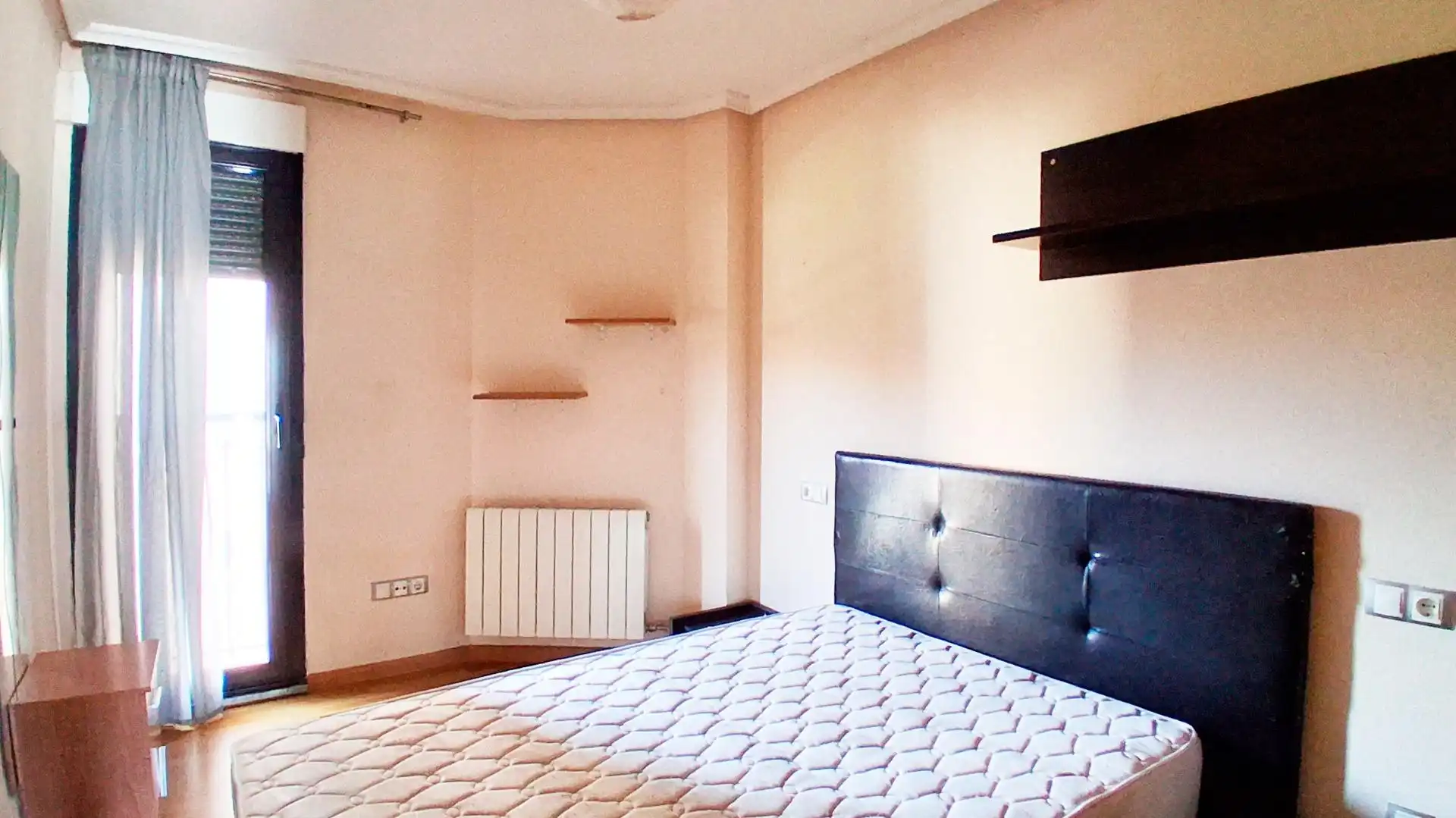 Habitación de Piso en venta en Salamanca con Calefacción