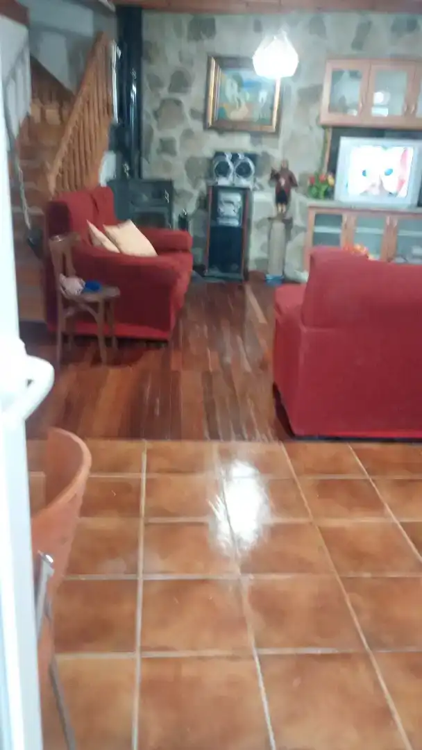 Sala de estar de Piso en venta en Almarza con Jardín privado, Parquet y Amueblado