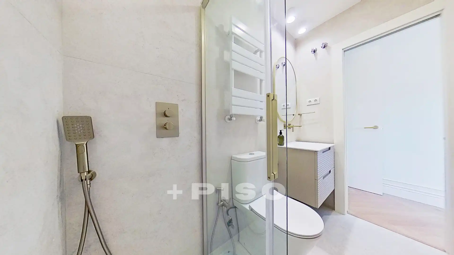 Baño de Piso en venta en Madrid con Aire acondicionado, Amueblado y Lavadora