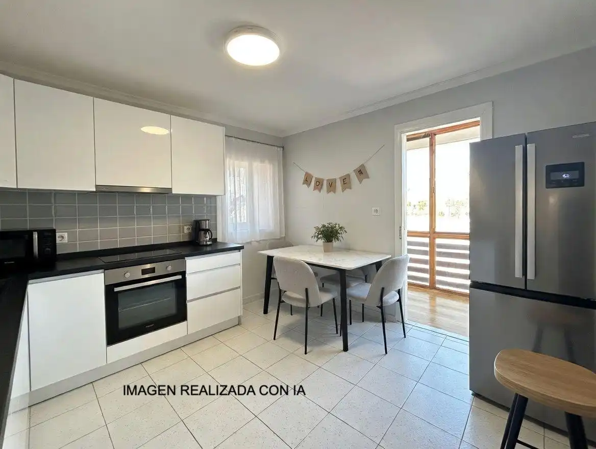 Küche von Wohnung zum Verkauf in Tudela mit Klimaanlage, Heizung und Terrasse