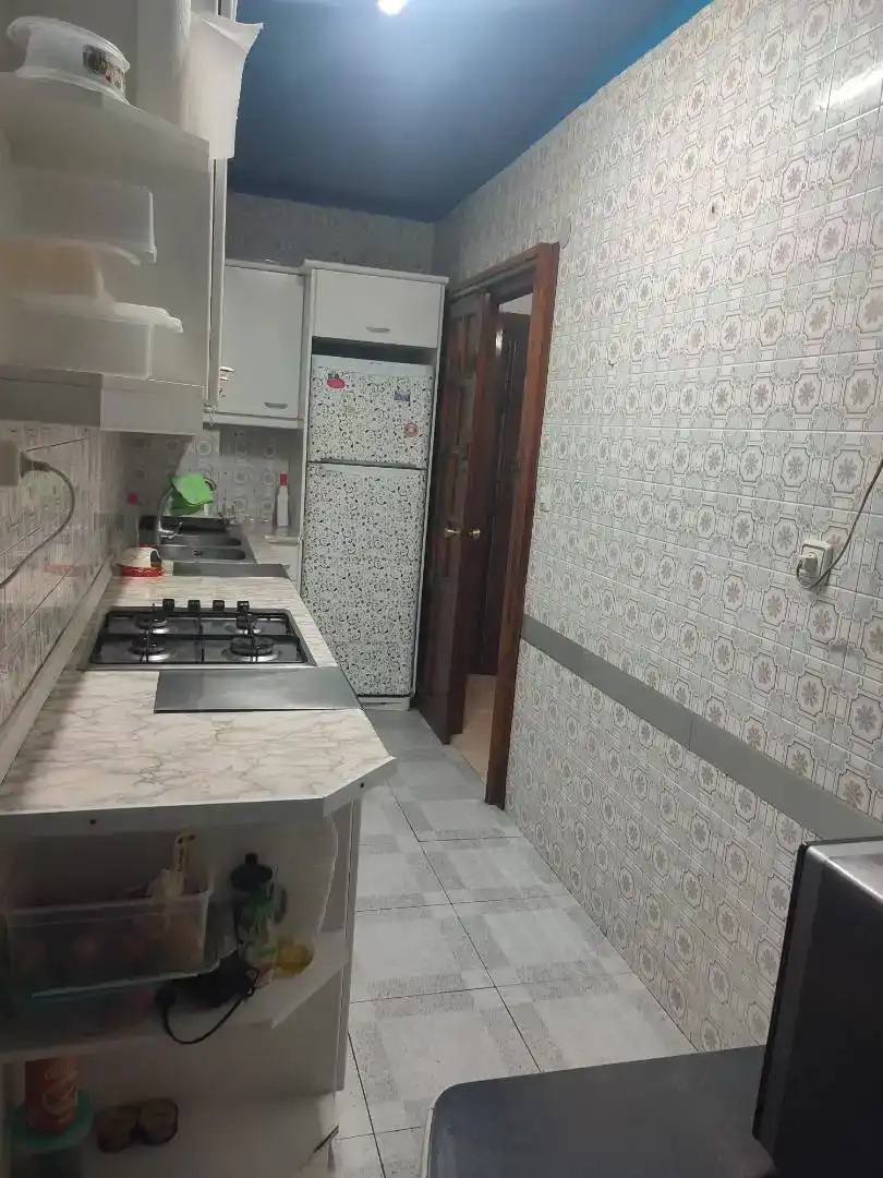 Kitchen of Flat for share in Centro