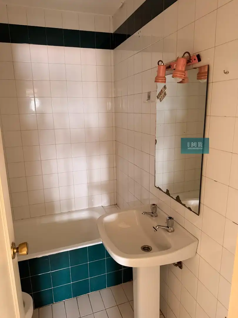 Bathroom of Flat for sale in Sevilla