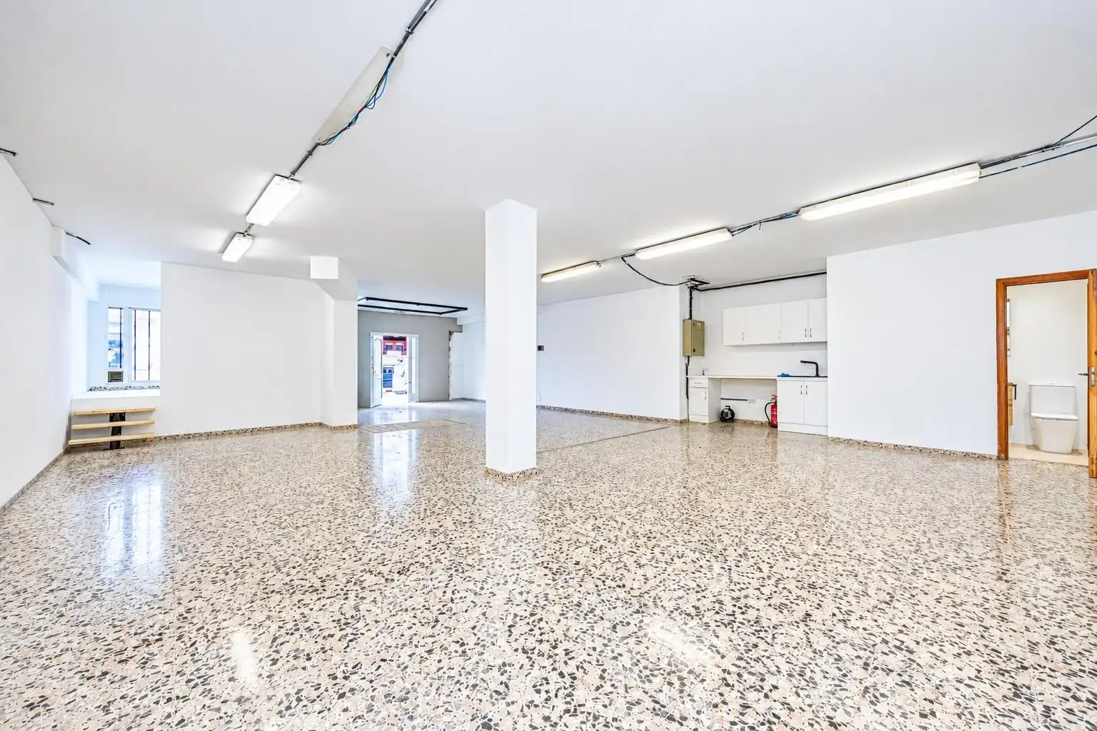 Ground floor for sale in Ponent