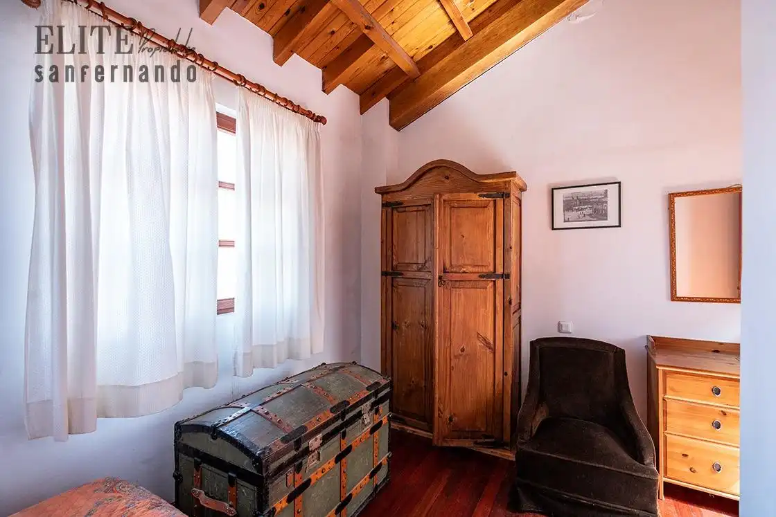 Dormitori de Casa o xalet en venda en Ribamontán al Monte amb Calefacció, Jardí privat i Traster