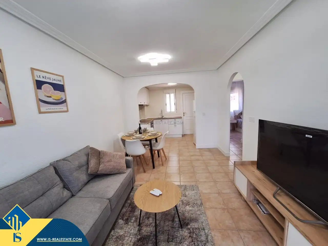 Sala d'estar de Casa o xalet en venda en Torrevieja amb Aire condicionat, Jardí privat i Terrassa