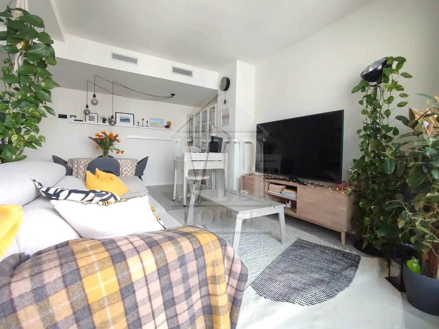 Sala de estar de Piso en venta en Badalona con Aire acondicionado, Calefacción y Parquet