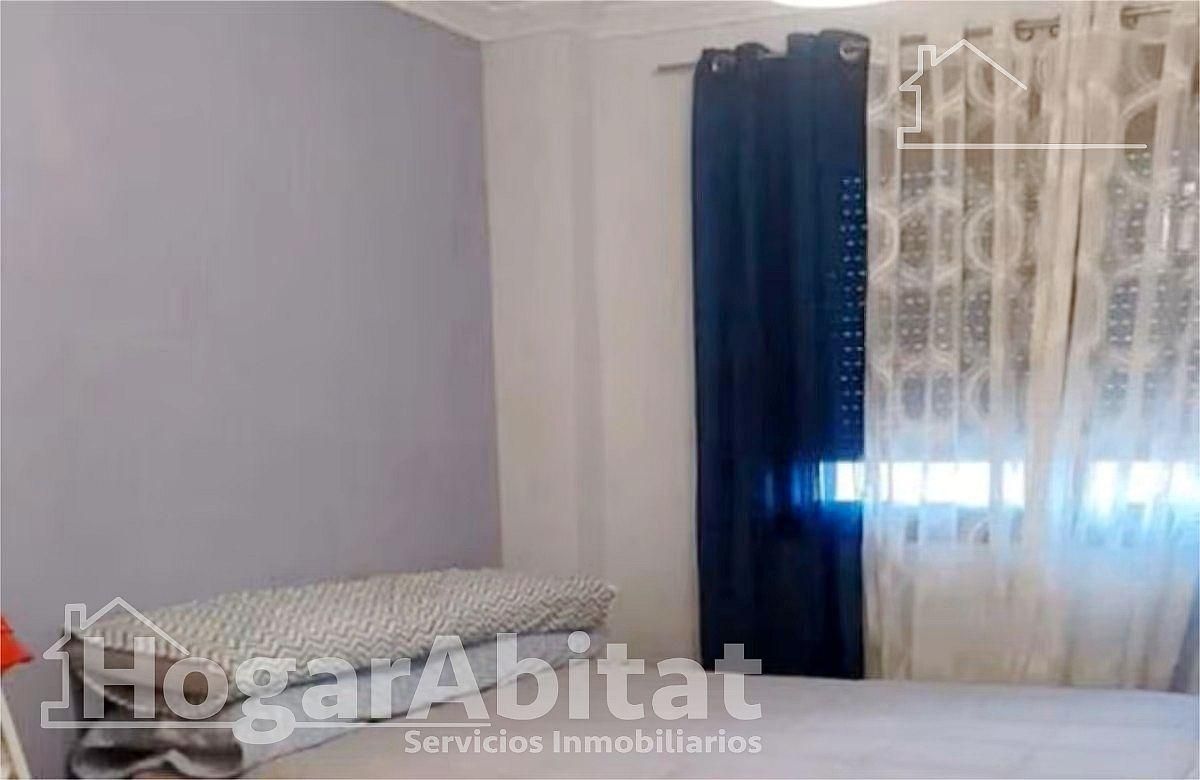 Dormitori de Casa adosada en venda en Polinyà de Xúquer amb Aire condicionat, Calefacció i Terrassa