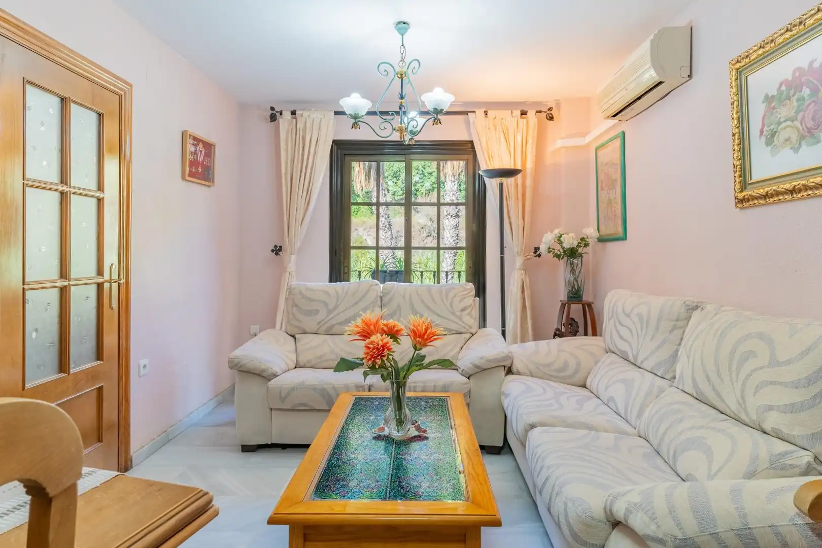 Casa amb terrassa en venda a Avenida Avenida Ángel Gijón Díaz, imagen 6