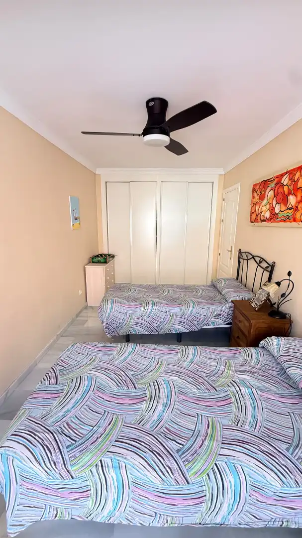 Habitación de Piso en venta en Marbella con Terraza, Amueblado y Horno