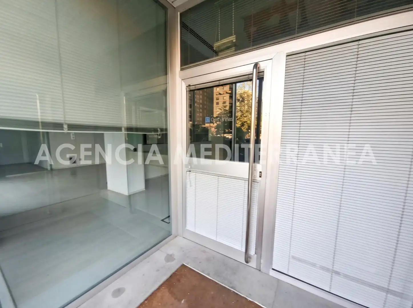 Local comercial en venda a Avenida del Cid, imagen 5