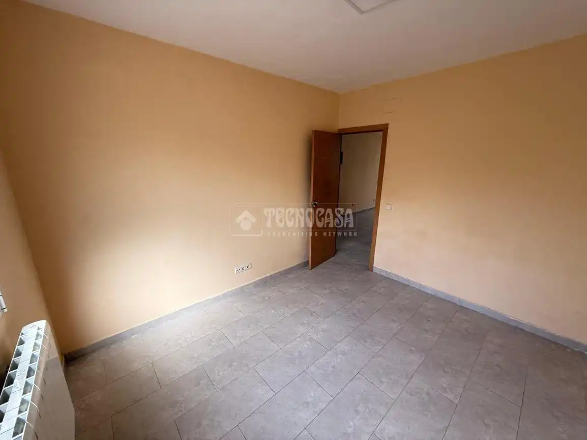 Habitación de Piso en venta en Madrid con Calefacción