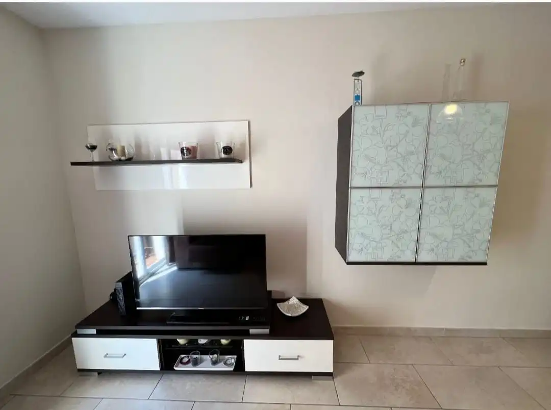 Sala d'estar de Apartament de lloguer en Fuengirola amb Aire condicionat, Calefacció i Terrassa