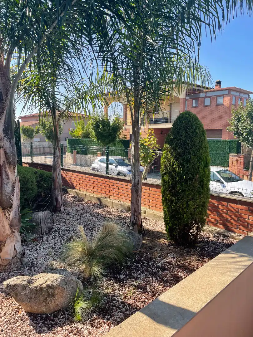 Parking de Casa o chalet en venta en Llambilles con Aire acondicionado, Calefacción y Jardín privado