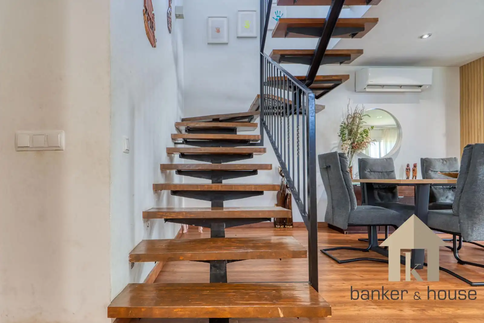Casa adosada en venta en Cerdanyola del Vallès con Aire acondicionado, Jardín privado y Terraza