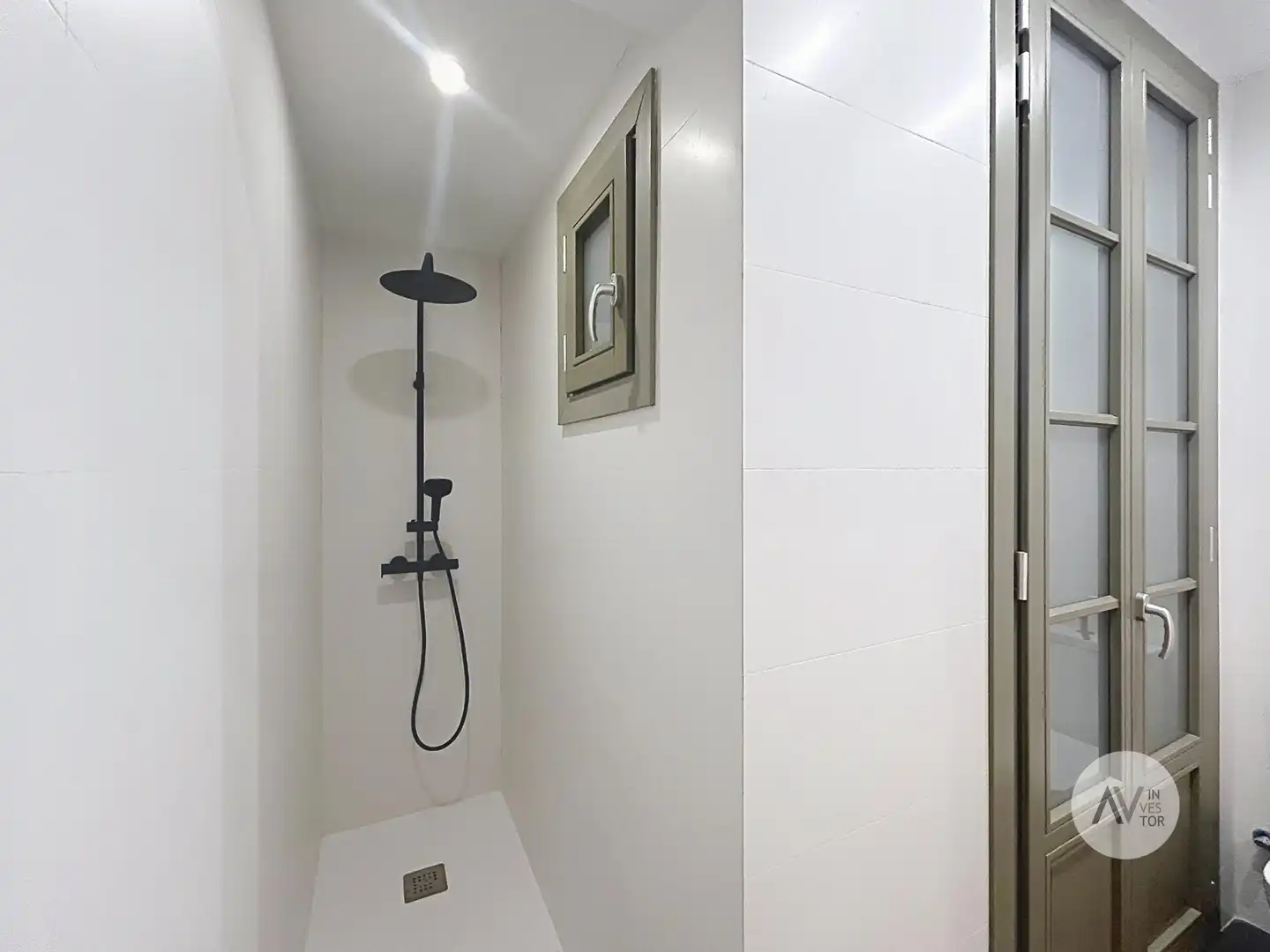 Baño de Apartamento en venta en Barcelona con Aire acondicionado, Calefacción y Balcón