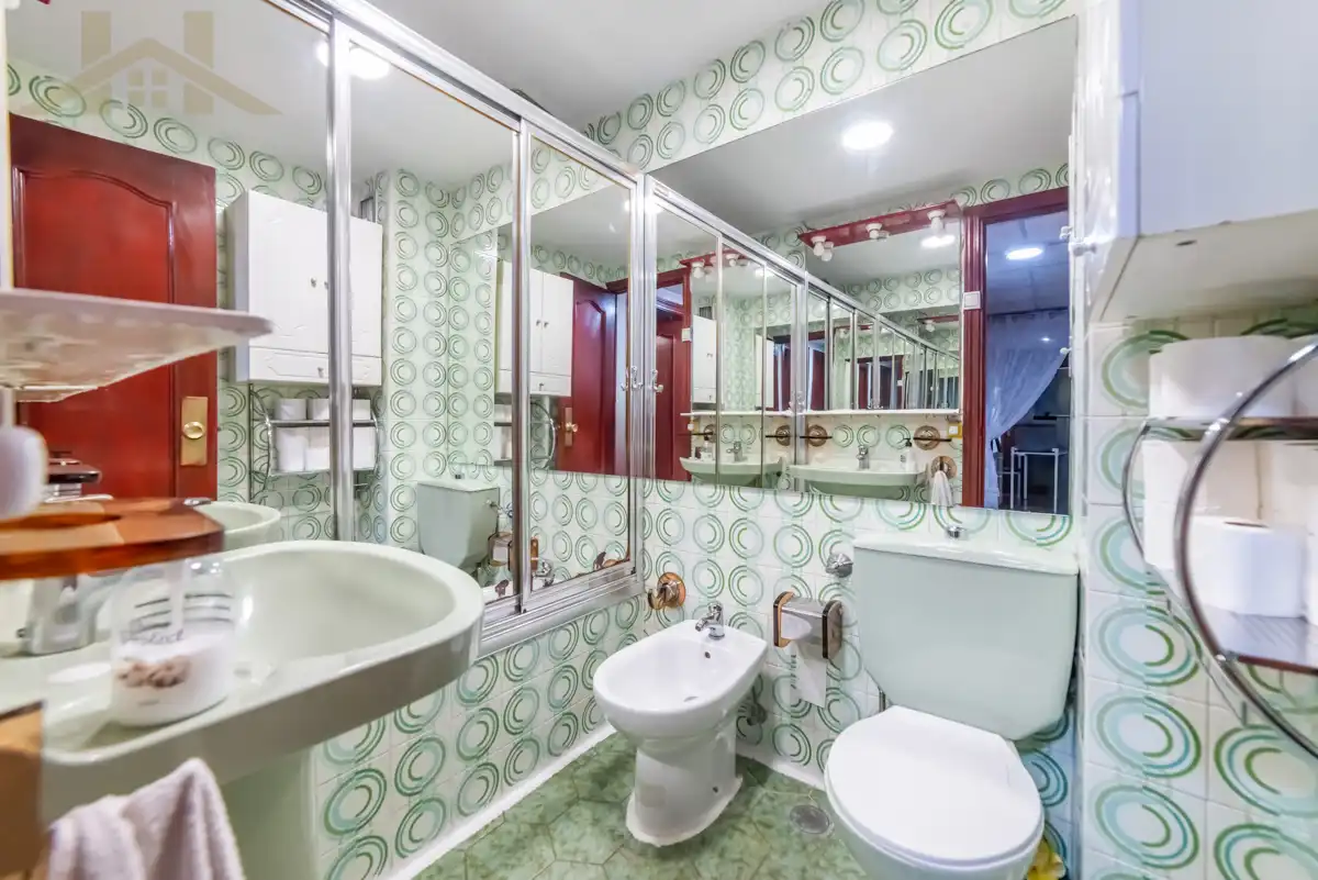 Badezimmer von Wohnung zum Verkauf in San Sebastián de los Reyes mit Heizung, Terrasse und Balkon
