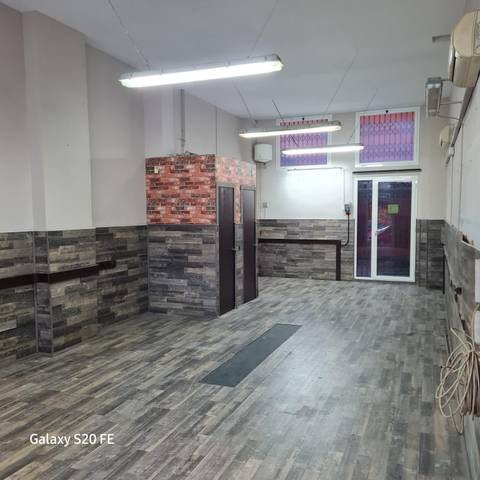 Local comercial en Venta en Els Merinals
