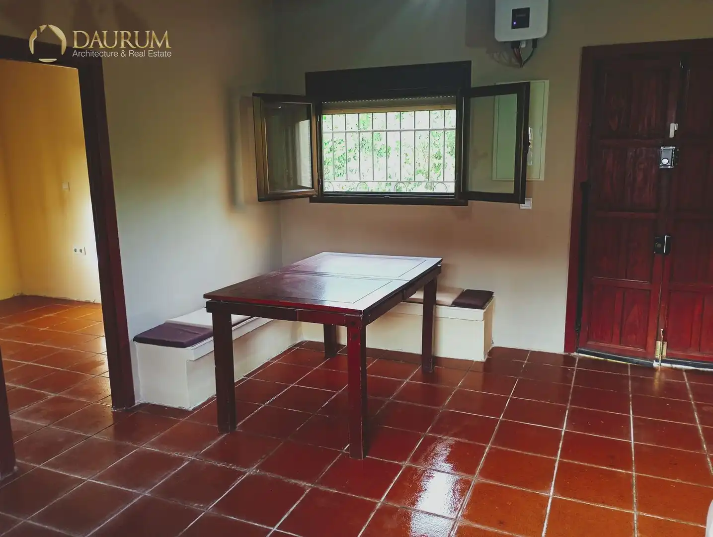 Menjador de Casa o xalet en venda en La Rinconada amb Aire condicionat i Piscina