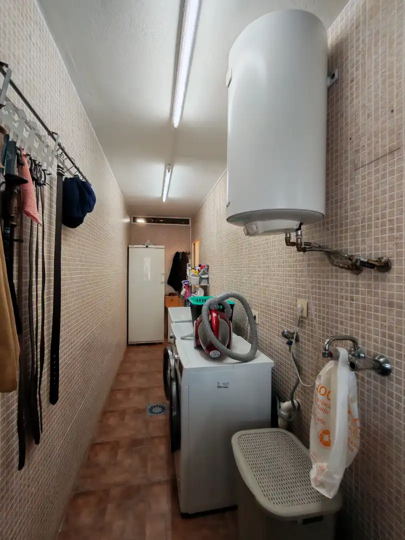 Küche von Einfamilien-Reihenhaus zum Verkauf in Elche / Elx mit Klimaanlage, Privatgarten und Terrasse