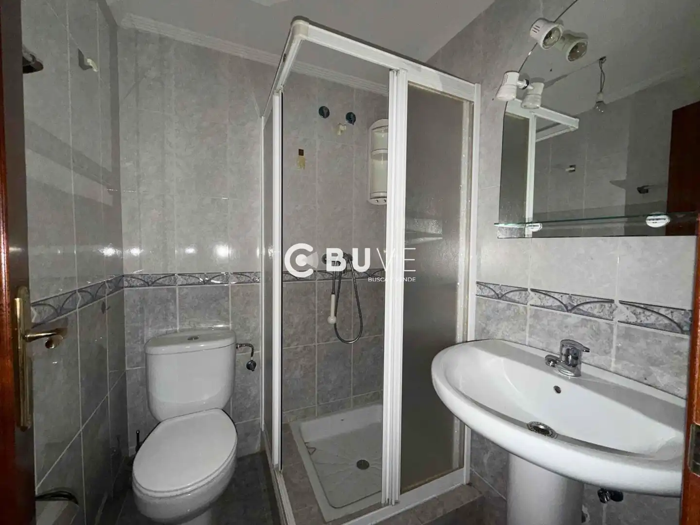 Bathroom of Flat for sale in San Andrés del Rabanedo  with Heating and Terrace